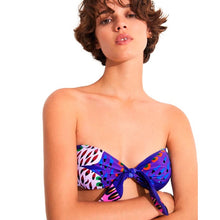 Cargar imagen en el visor de la galería, Top Bikini estampado mariposas
